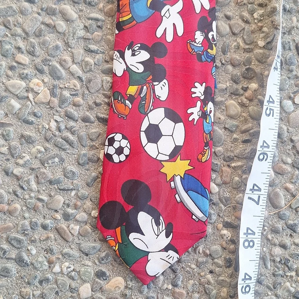 Vintage kids Soccer Mockey ⚽️ tie by Balancine Inc. The Tie Works x Disney